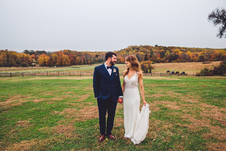 Bride and Groom Fall Countryside Wedding at Radnor Hunt